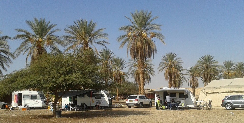 1507827_711359058904674_645868324_קראוונים בנגב