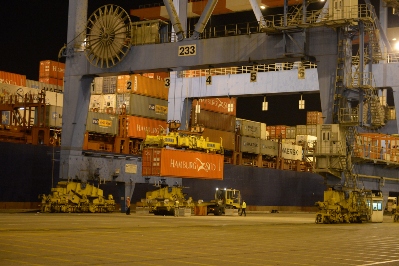 שיא בנמל אשדוד: 2650 מכולות במשמרת לילה